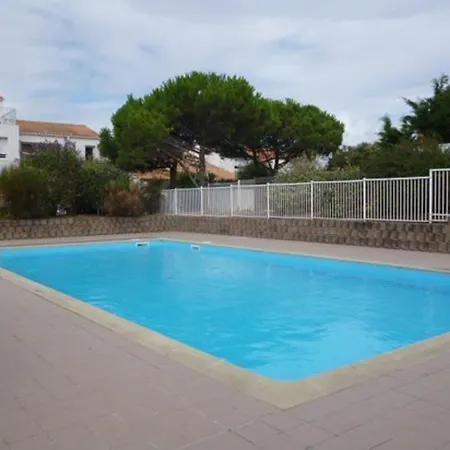 Renove Avec Jardin Et Acces Piscine - Fr-1-825-19 Apartman *