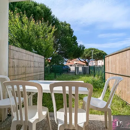 Renove Avec Jardin Et Acces Piscine - Fr-1-825-19 Apartman La Rochelle